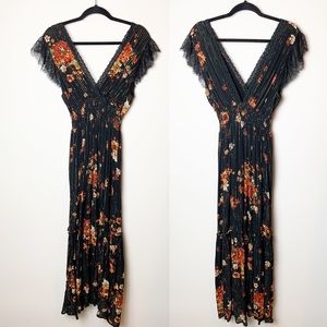 NWOT Blue Life Lace Floral Pleated Maxi Dress S